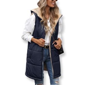 Cozy Cream And Navy Reversible Sherpa Vest Jacket XXL